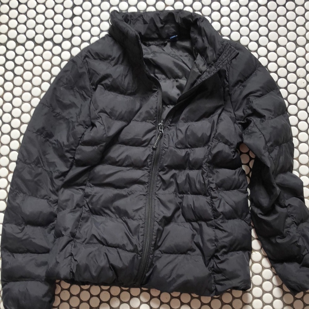 Black puffy jacket